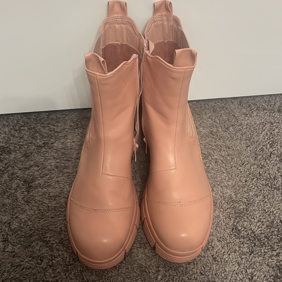 MATA SHOES NEXT IN LINE ANKLE BOOTS - Picture 3 of 4